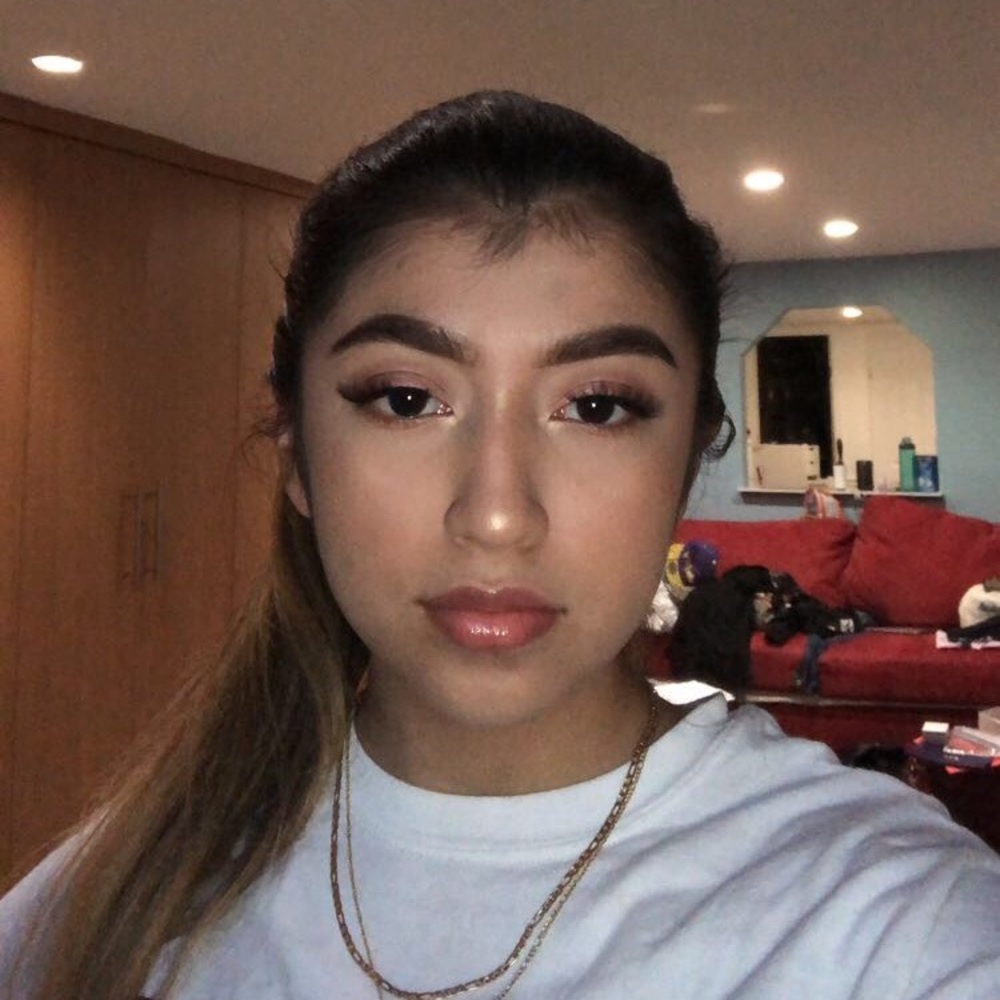 Meet your Posher, Stefany